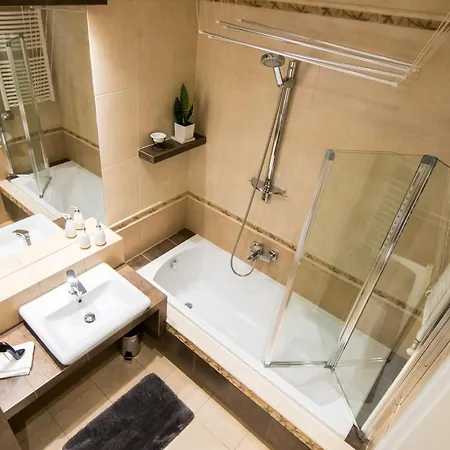 Oasis By Cozyplace Apartament